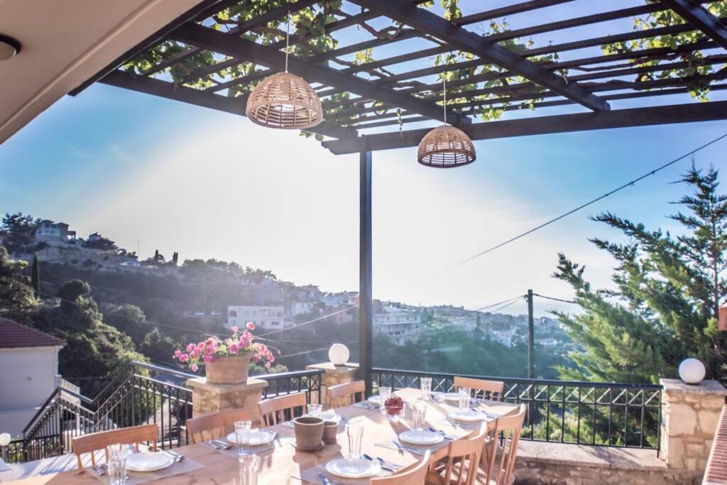 Villa Ventus, 40Sqm Private Pool & Hot Tub! Roussospítion Dış mekan fotoğraf