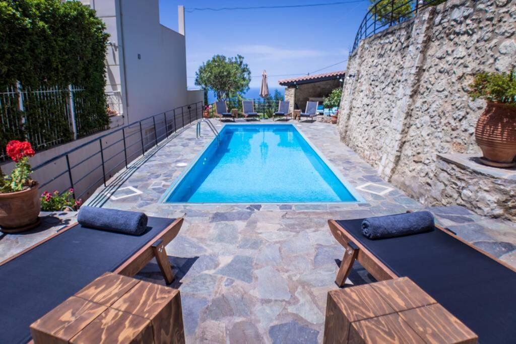Villa Ventus, 40Sqm Private Pool & Hot Tub! Roussospítion Dış mekan fotoğraf