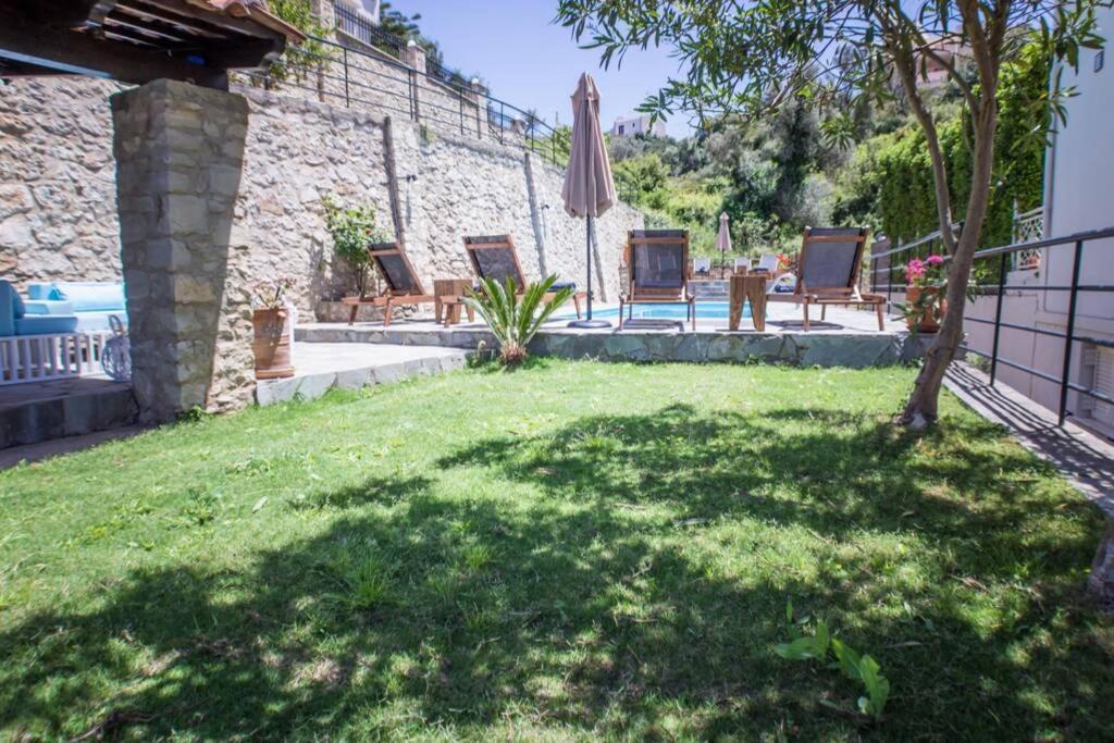 Villa Ventus, 40Sqm Private Pool & Hot Tub! Roussospítion Dış mekan fotoğraf