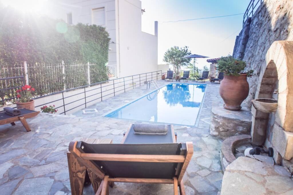 Villa Ventus, 40Sqm Private Pool & Hot Tub! Roussospítion Dış mekan fotoğraf