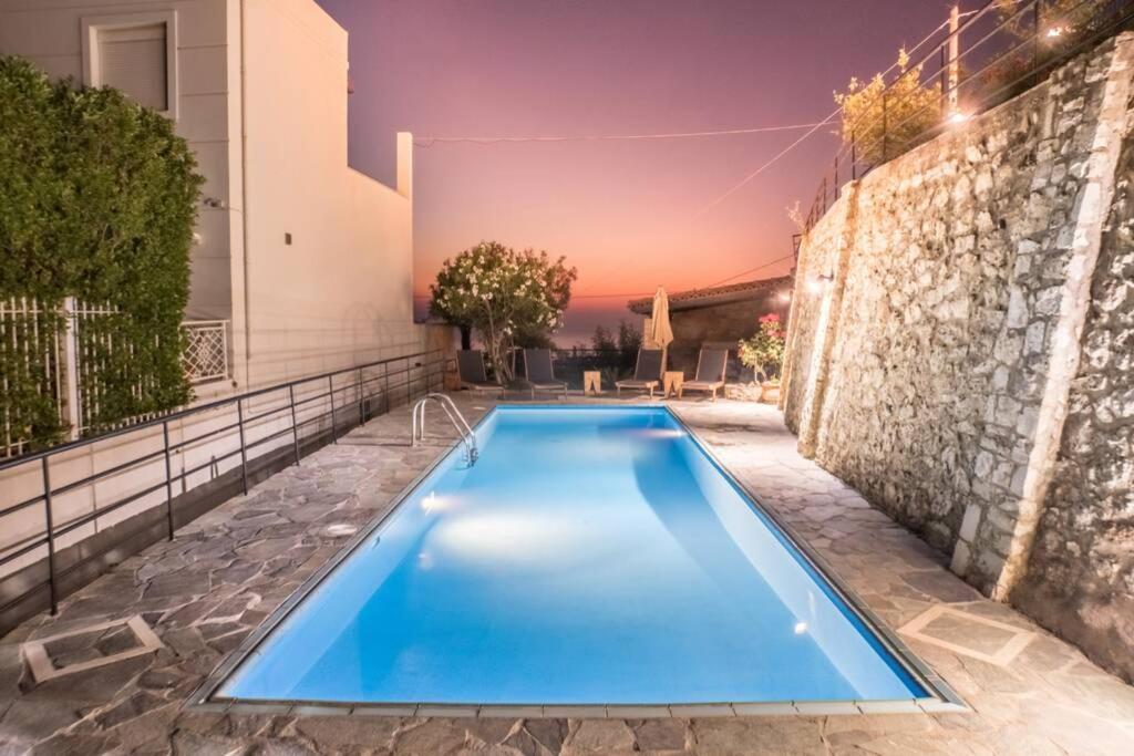 Villa Ventus, 40Sqm Private Pool & Hot Tub! Roussospítion Dış mekan fotoğraf
